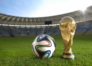 PG游戏下载-赛道上的心跳时刻，红牛车队险胜阿斯顿马丁，周冠宇关键制胜