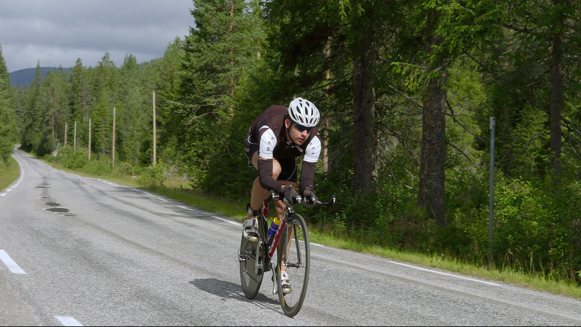 总决赛之夜，莱万评分拉满，一场定义伟大的表演